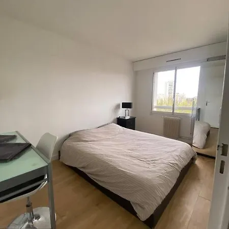 Grand Lumineux A Proximite De Paris Apartment *